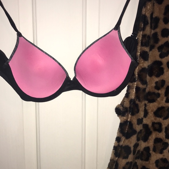 PINK Push-up Bra (sold on separate platform) - Picture 3 of 5